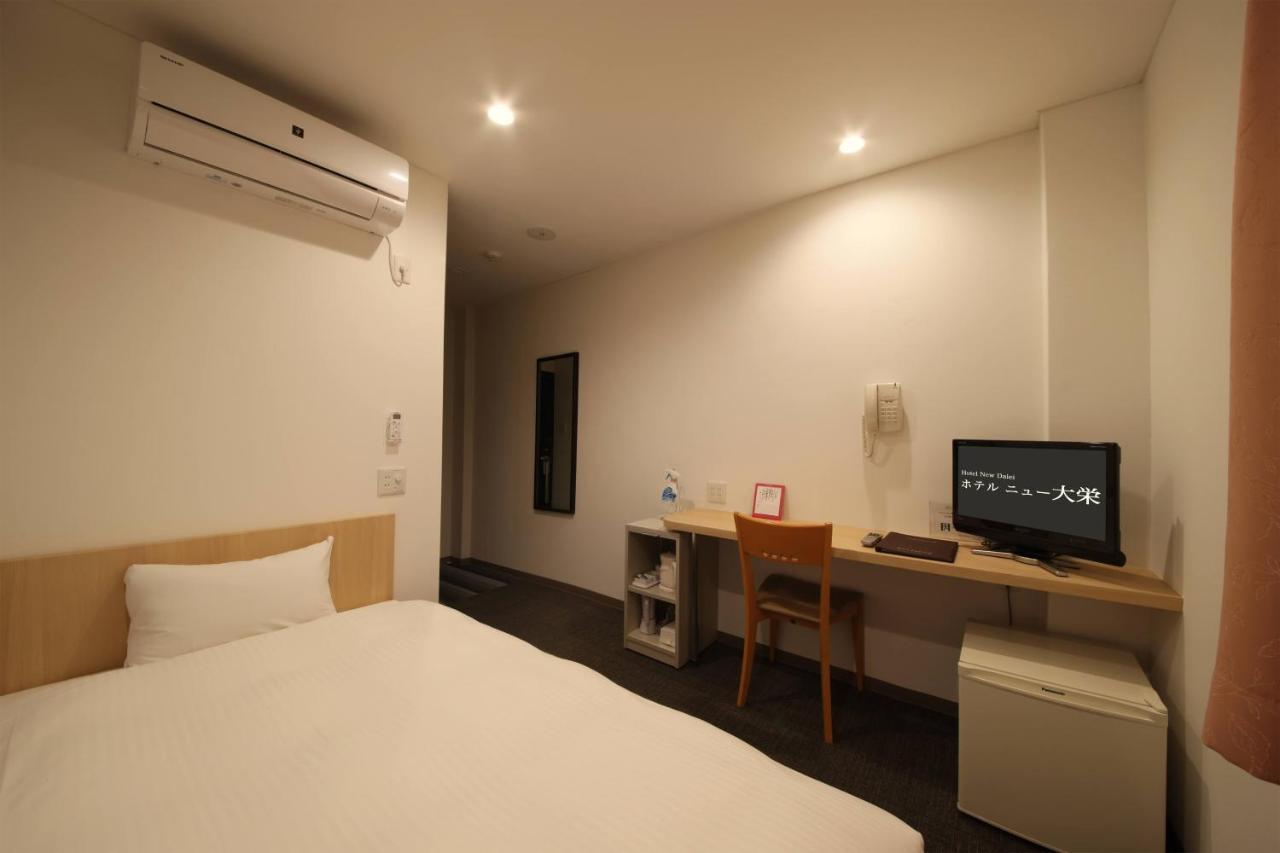Business Hotel New Daiei Asikaga Kültér fotó